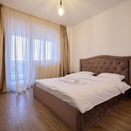 Cozy Collection Apartments At Palas Mall Iasi Exteriör bild