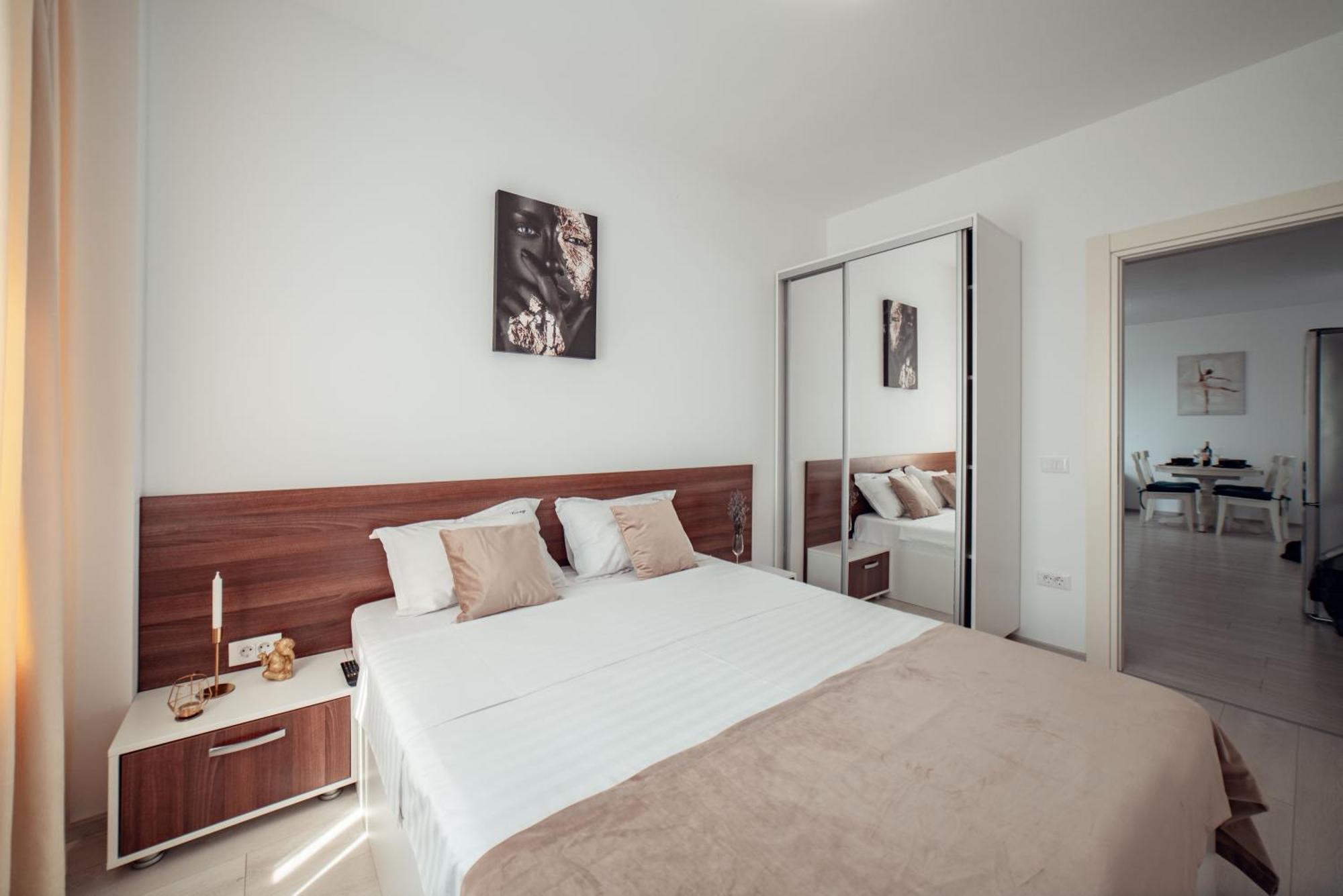 Cozy Collection Apartments At Palas Mall Iasi Exteriör bild